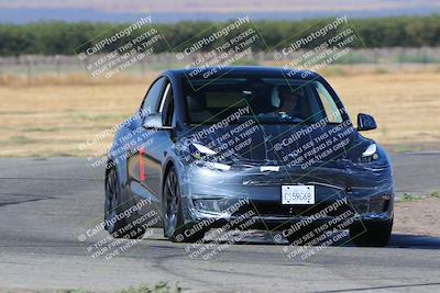 media/Sep-17-2023-Speed Ventures (Sun) [[7e780ba612]]/Purple/Session 1 (Grapevine)/